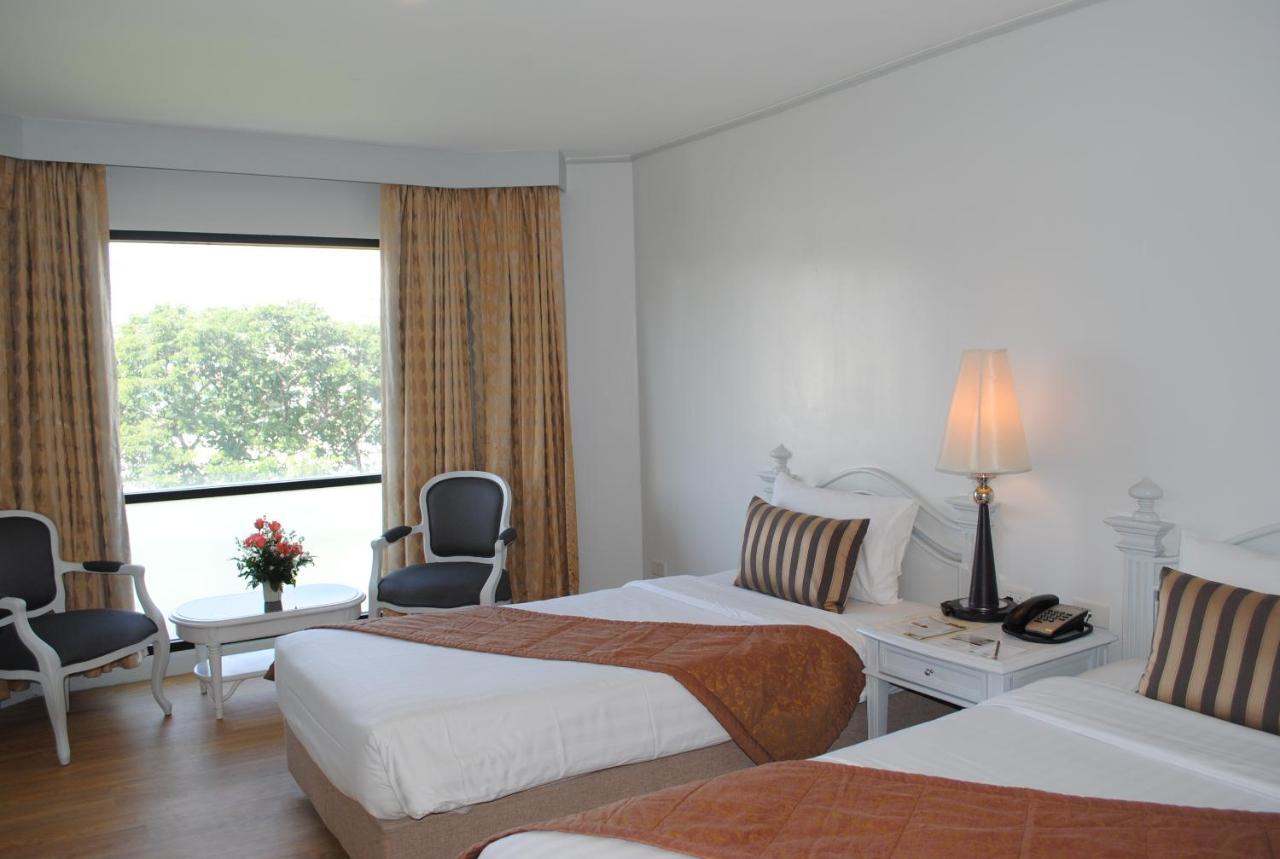 Taweeporn Guest House Chiang Mai Exteriör bild