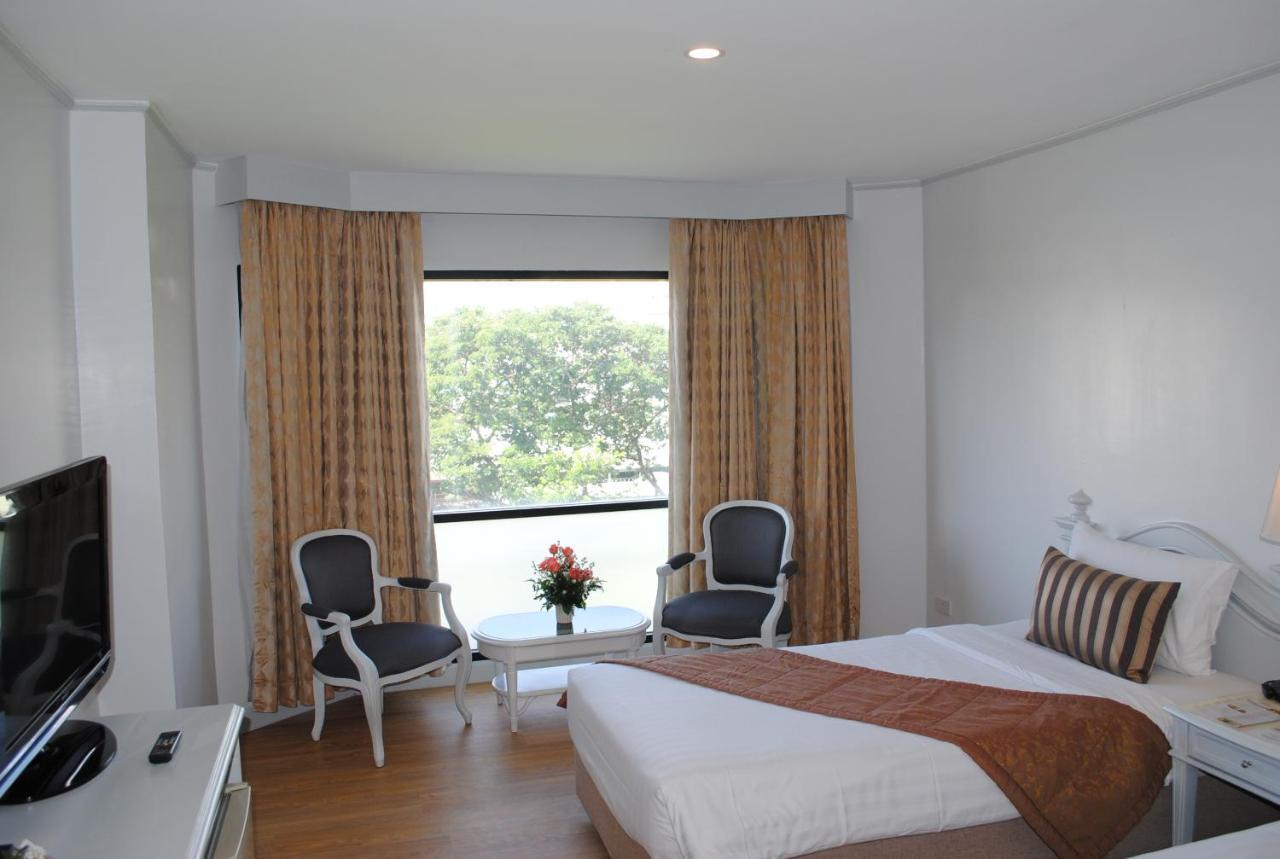 Taweeporn Guest House Chiang Mai Exteriör bild