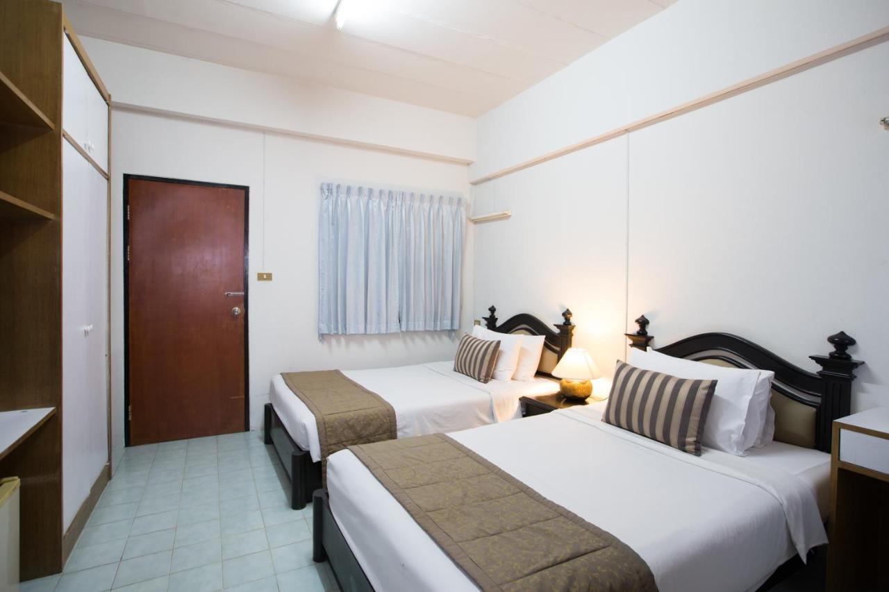 Taweeporn Guest House Chiang Mai Exteriör bild
