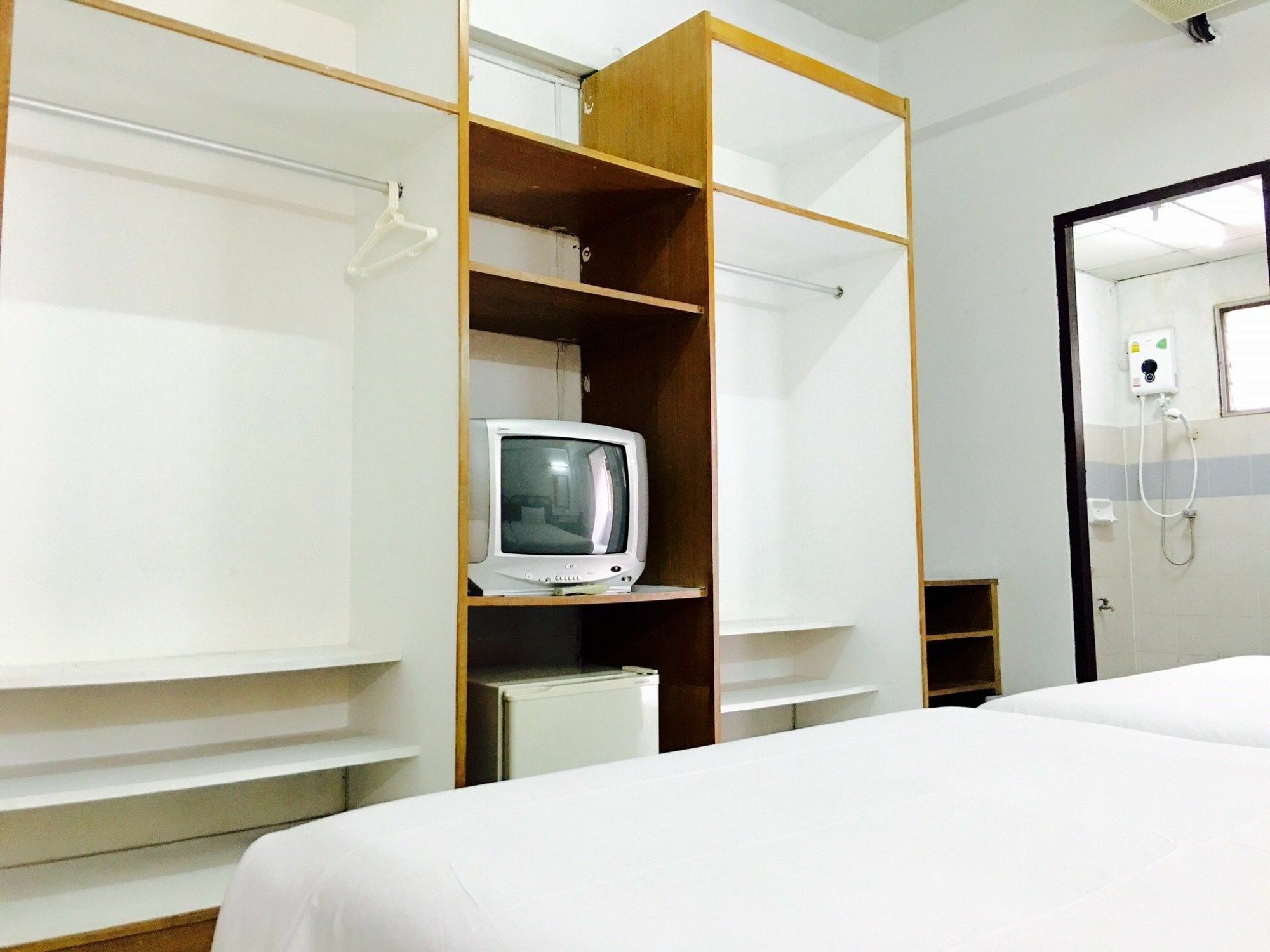 Taweeporn Guest House Chiang Mai Exteriör bild